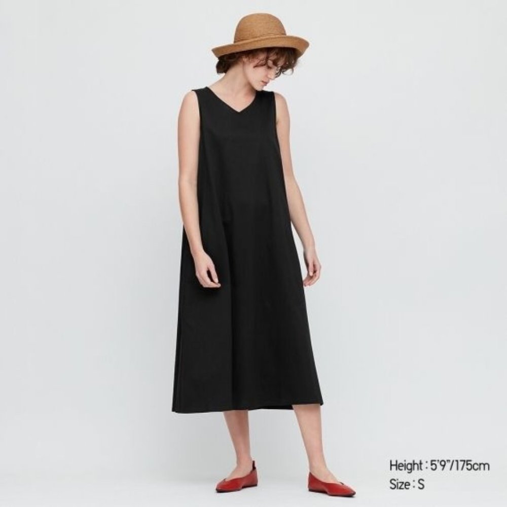 UNIQLO mercerized cotton v-neck A-line dress